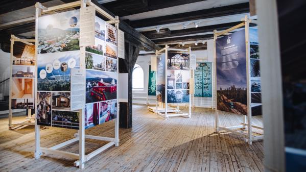 Utställningen Woodlife Sweden på Form/Design Center